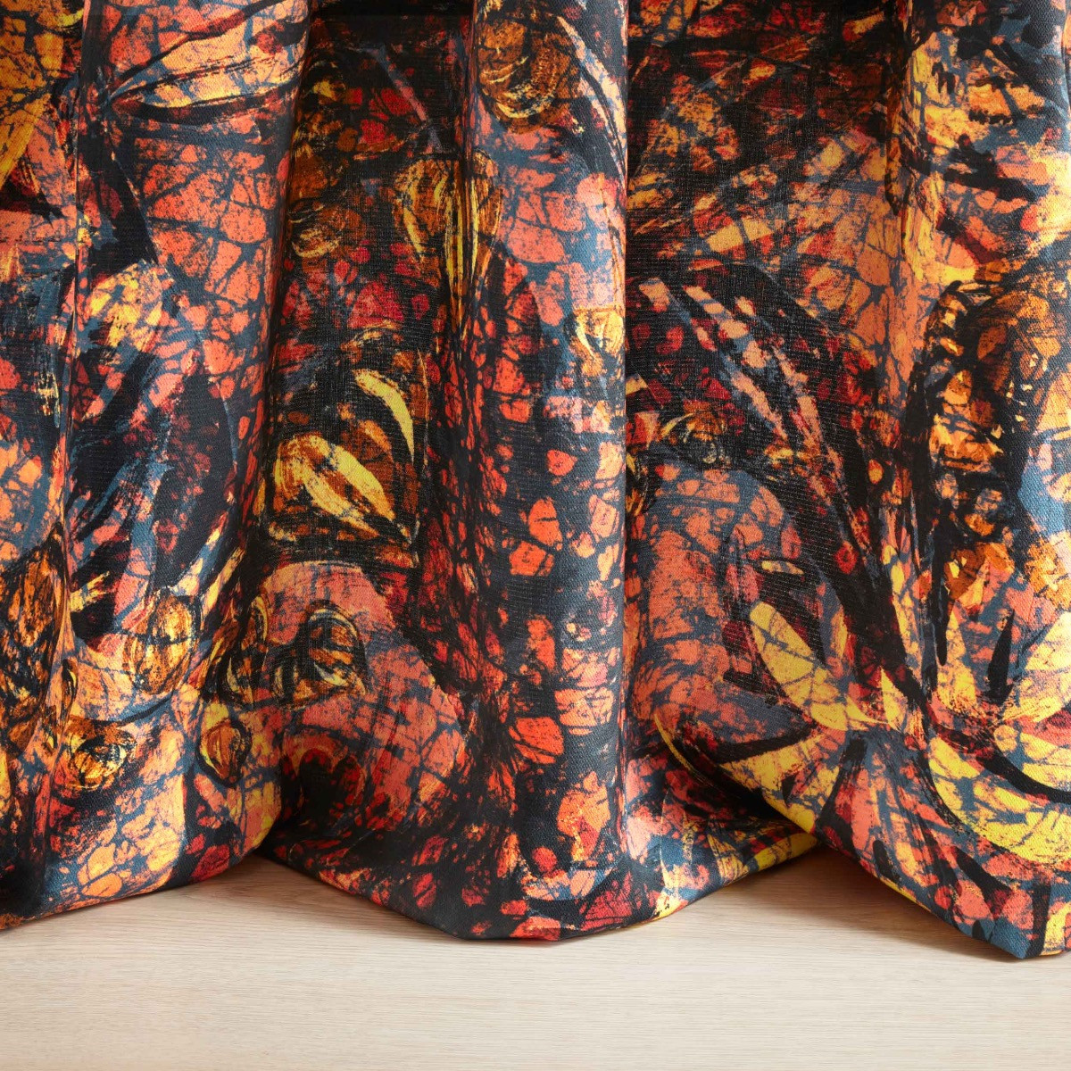 Draperie outdoor exterior multicolor abstract pictat profesională – Decora Design București