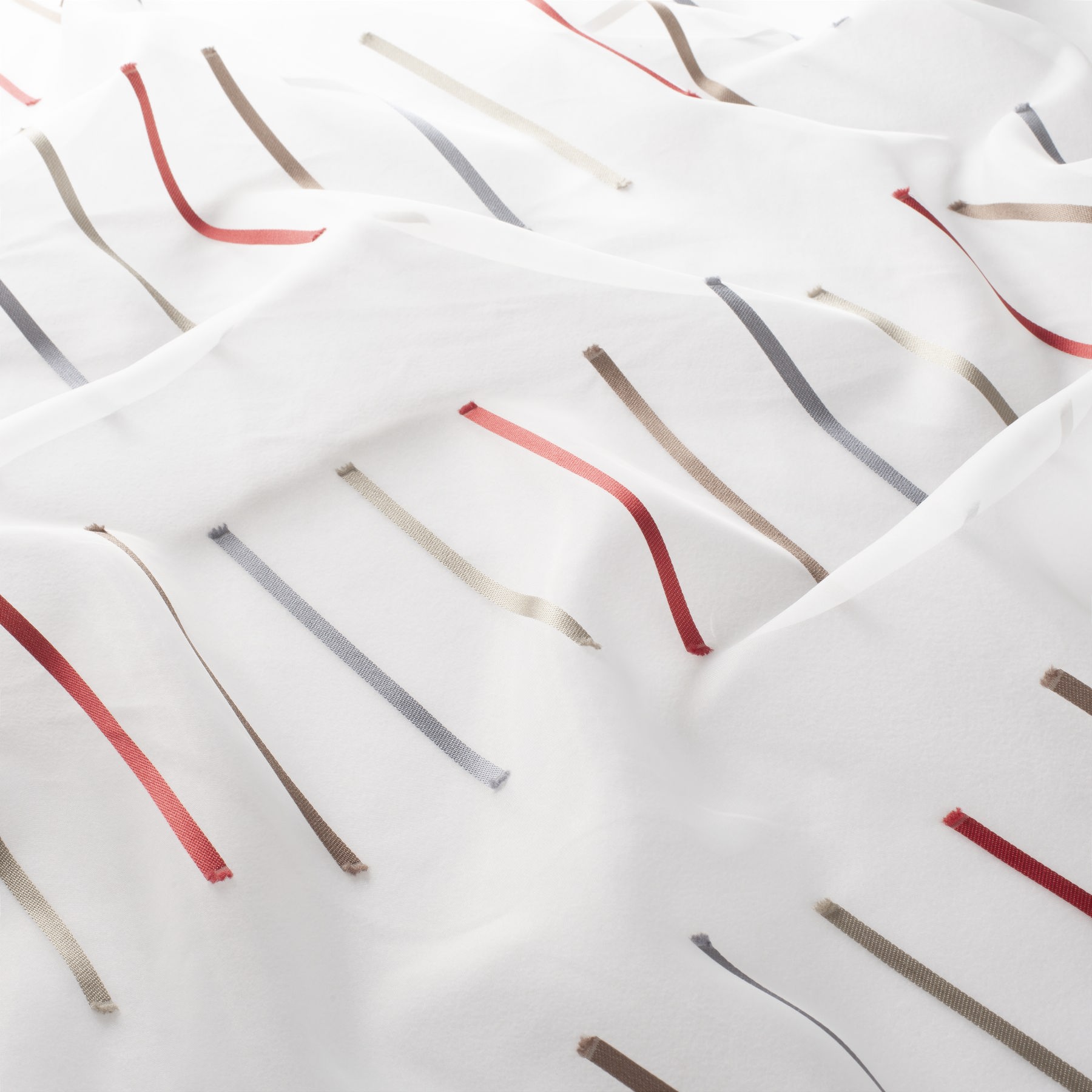 Perdea copii alb cu dungi multicolore pentru dormitor – Decora Design București