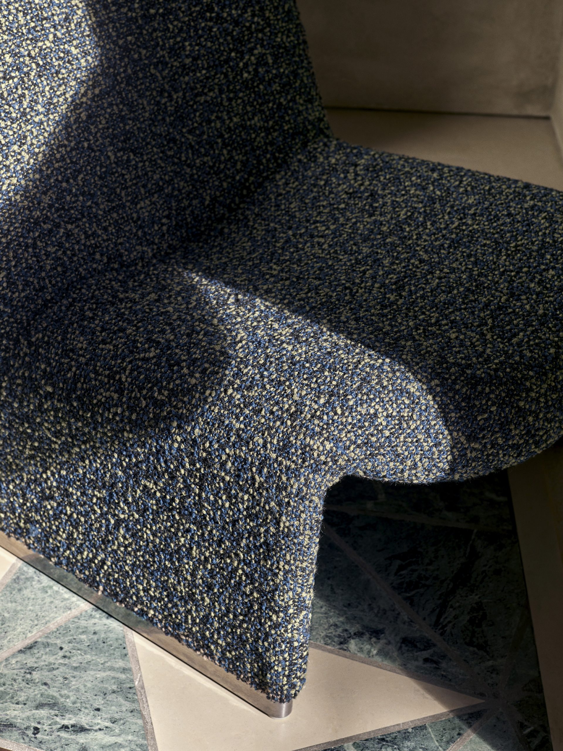 Tapiterie Zimmer Rohde – finisaje elegante pentru mobilier – Decora Design București