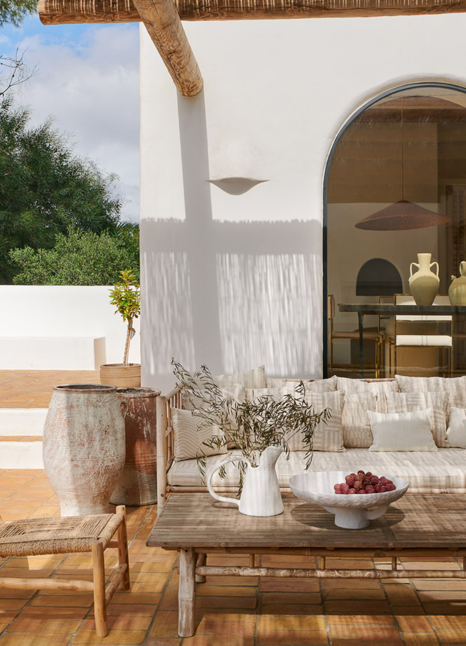 Tapițerie Alhambra – design sofisticat, material premium și aspect modern – Decora Design București