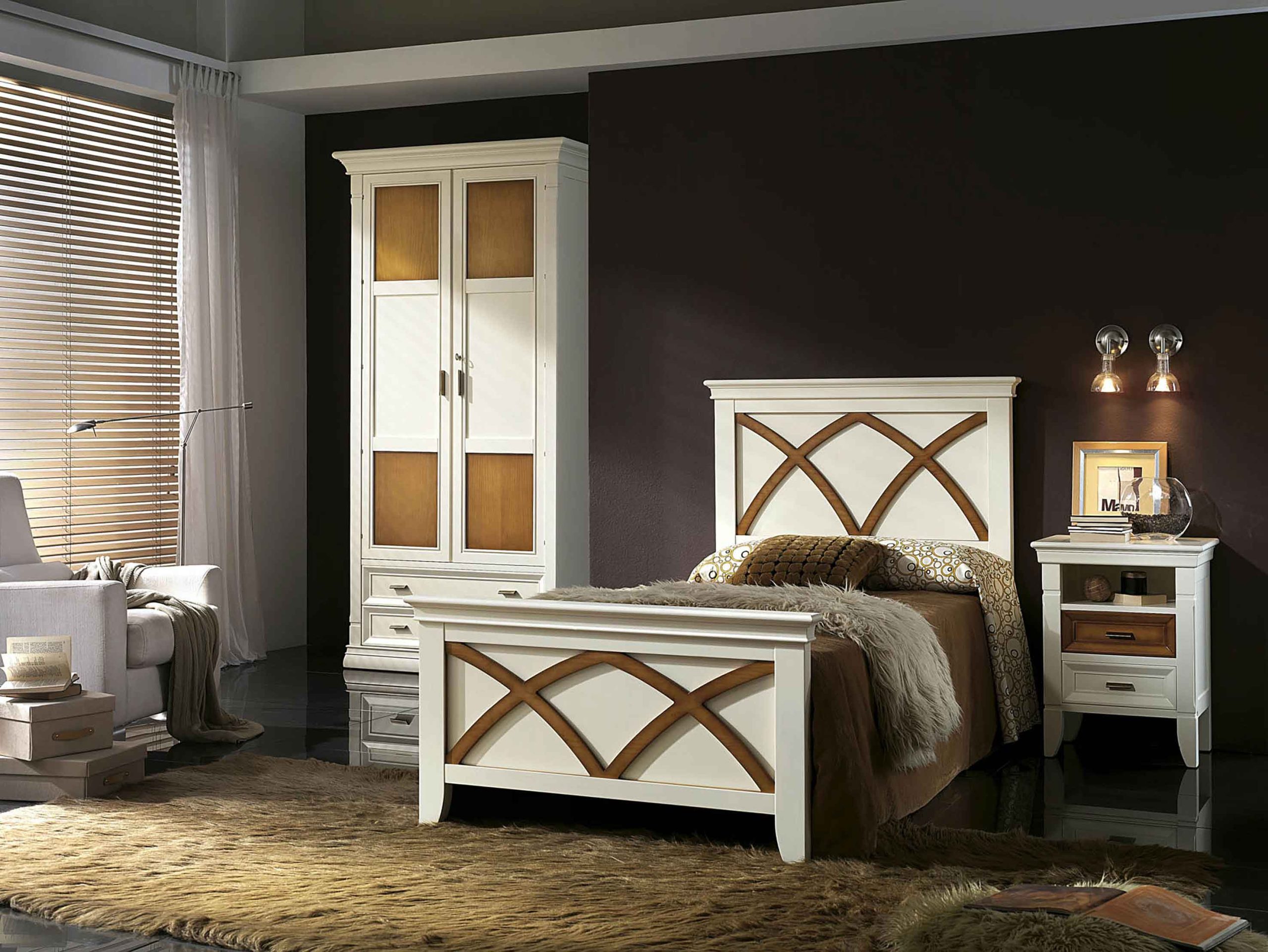 Jaluzele din lemn bej – showroom Decora Design București