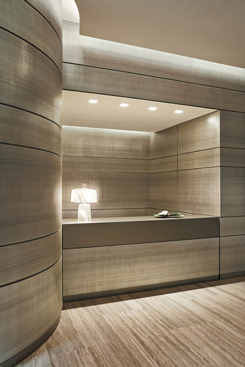 Tapet lux pentru recepție hotel – Decora Design București