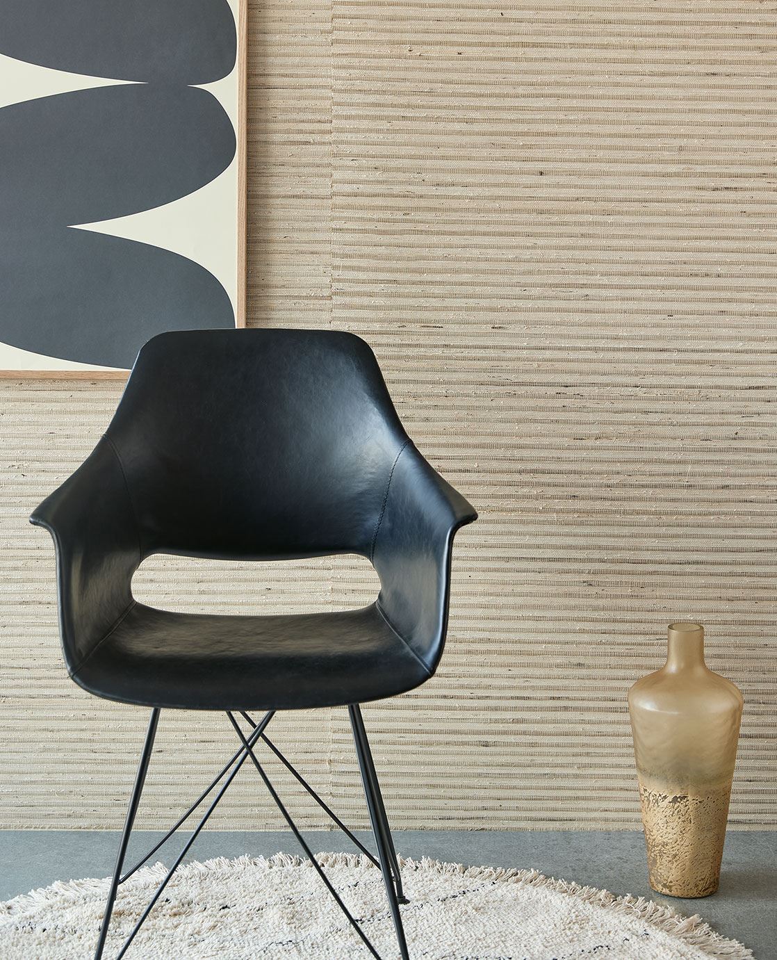 Tapet modern bej texturat – living – Decora Design București