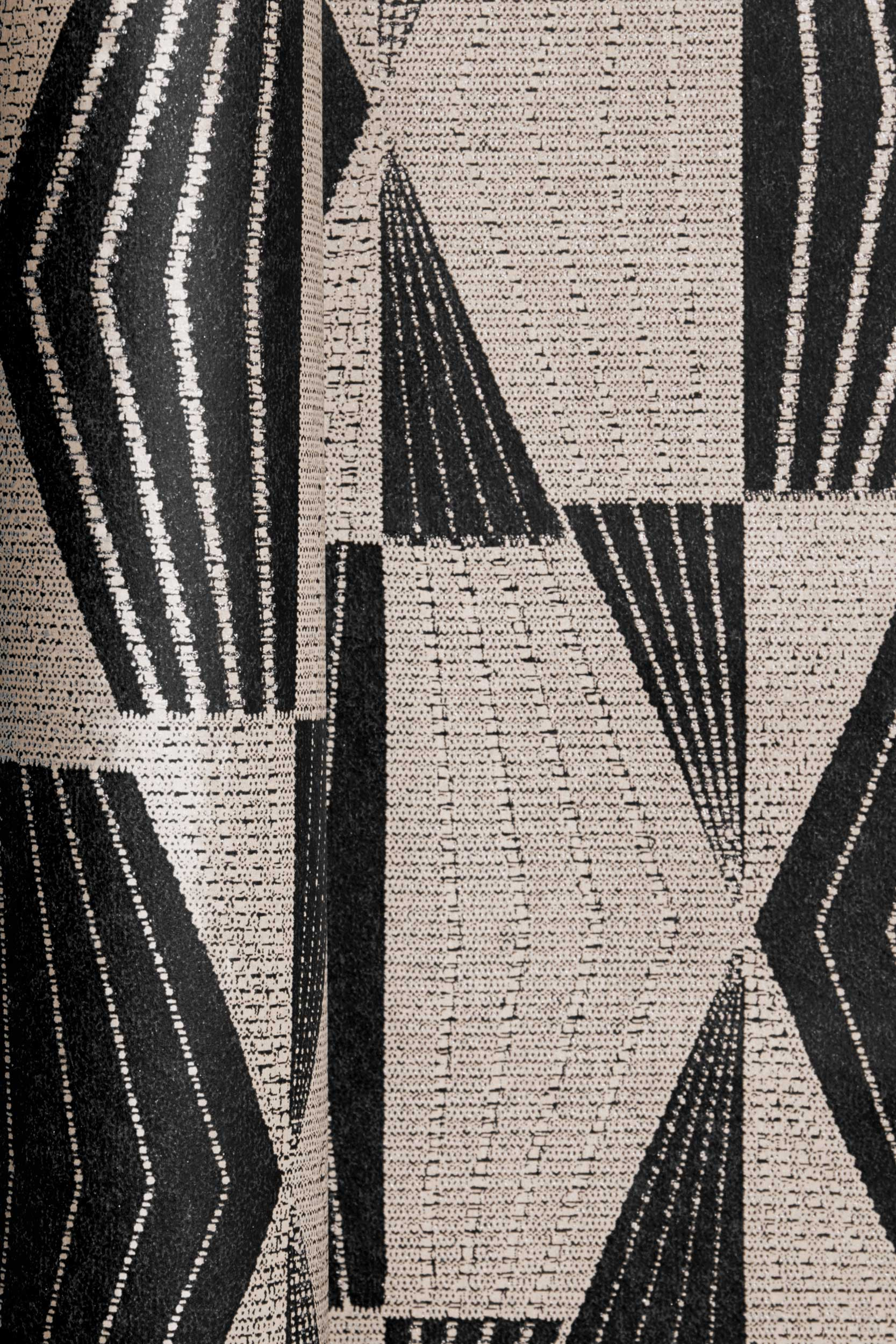 Detaliu tapet geometric bej-negru cu efect sclipici – lux modern