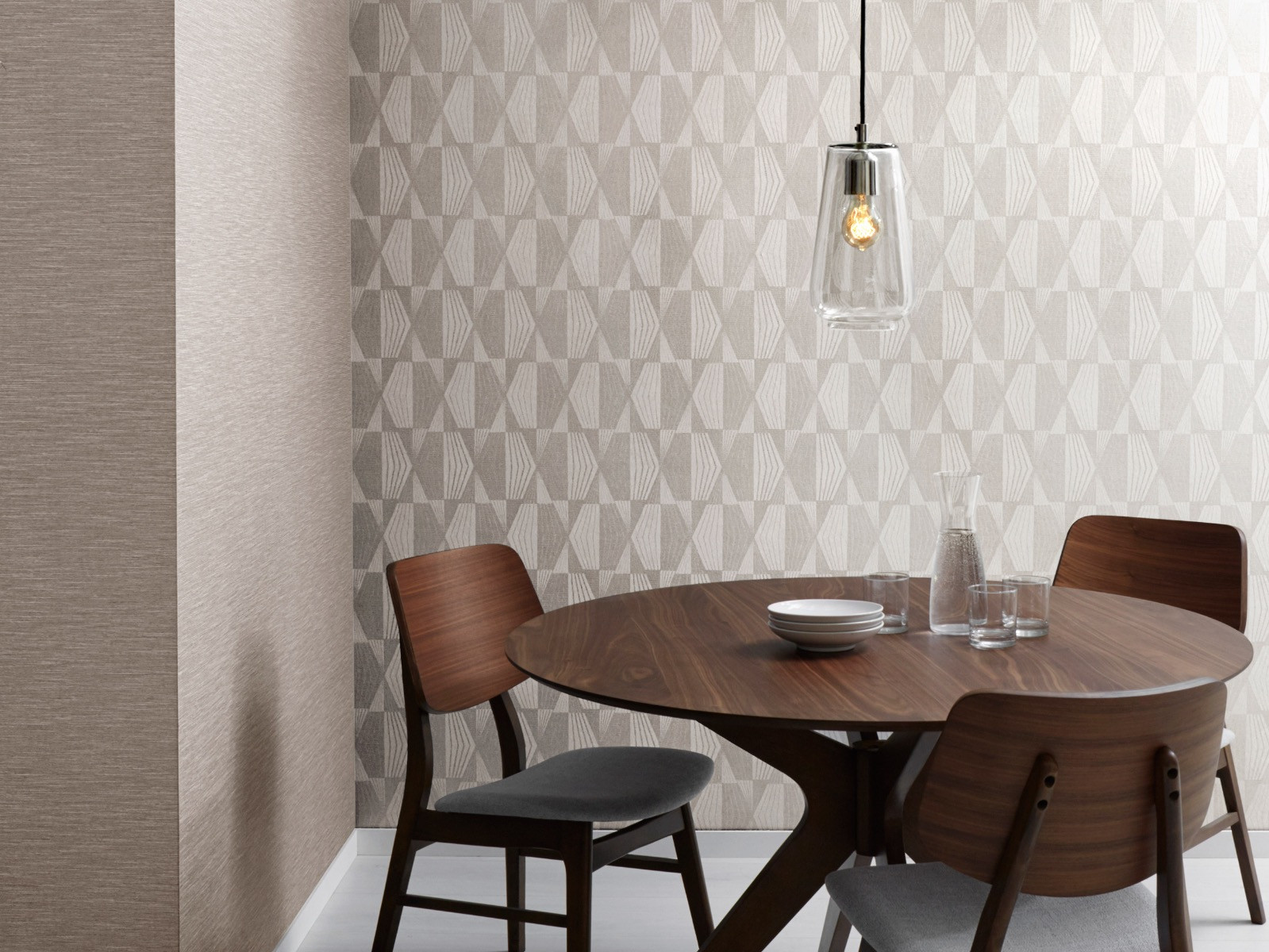 Tapet geometric bej – decor modern pentru living – București