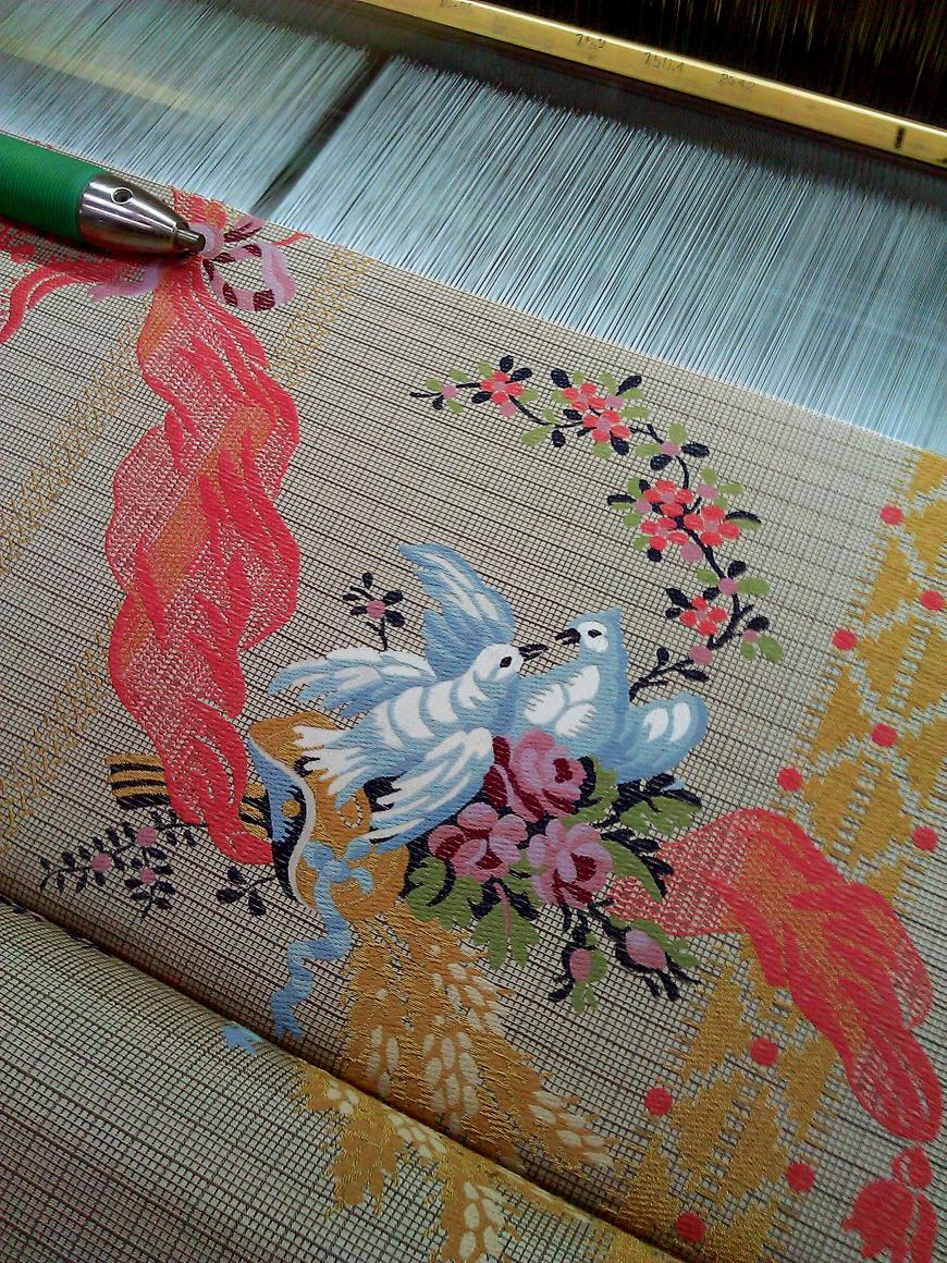 Tapițerie textilă brodată – detaliu elegant – Decora Design