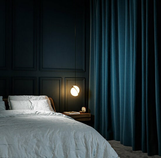 Draperii ADO Goldkante – stil sofisticat, material premium și finisaje impecabile – Decora Design București