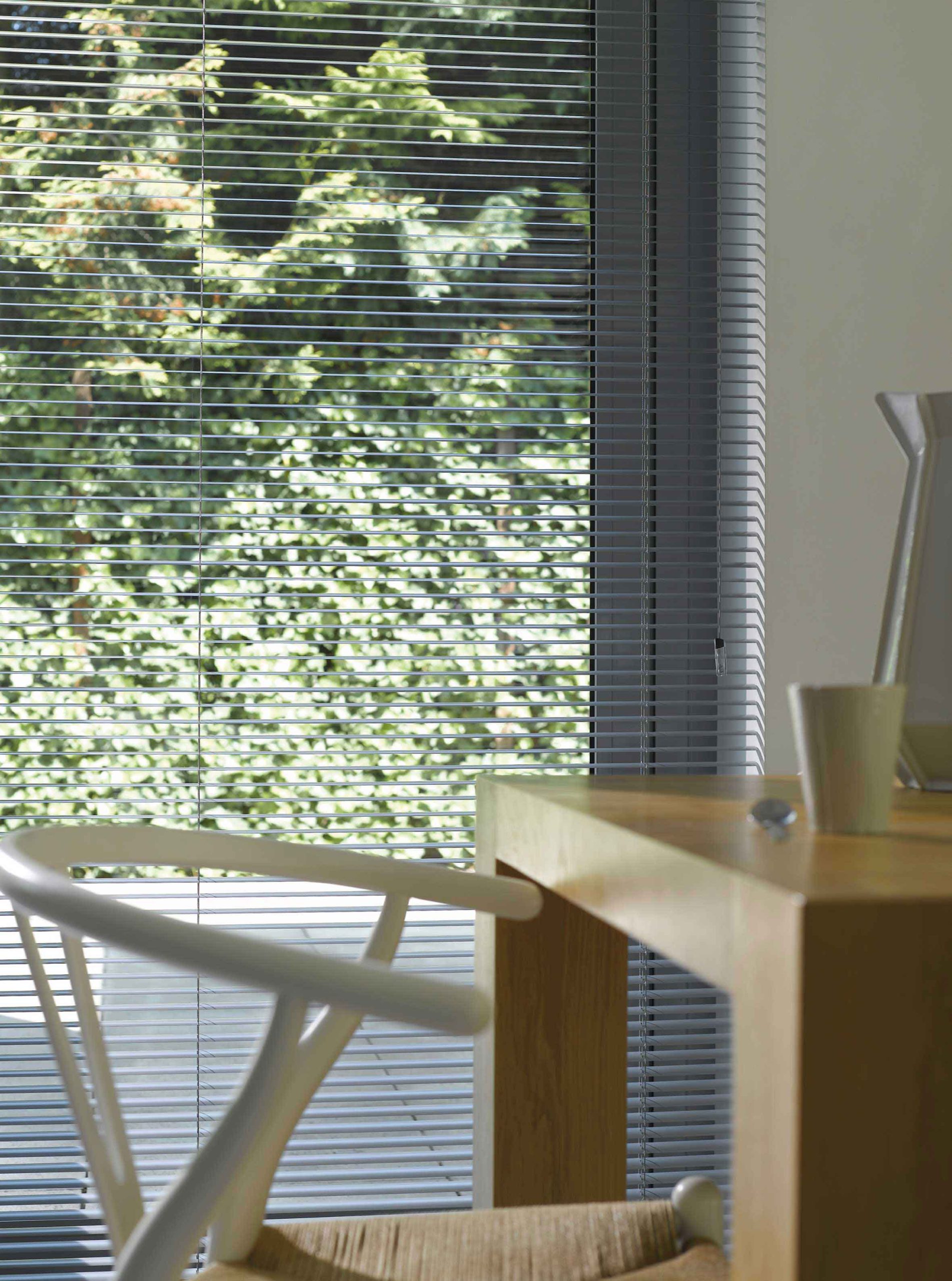 Jaluzele aluminiu Mottura – lamele moderne și rezistente – Decora Design București