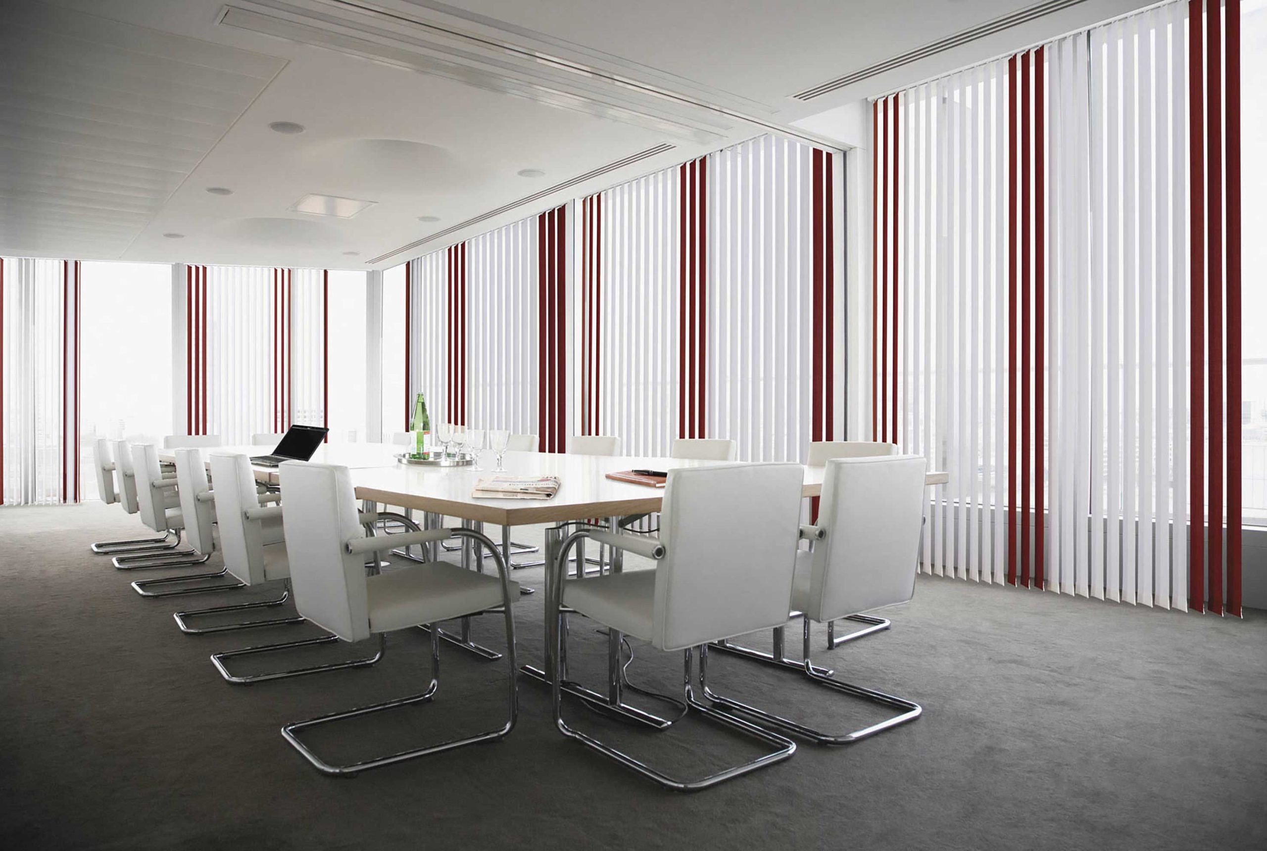 Jaluzele verticale Mottura – sistem profesional shading – Decora Design București