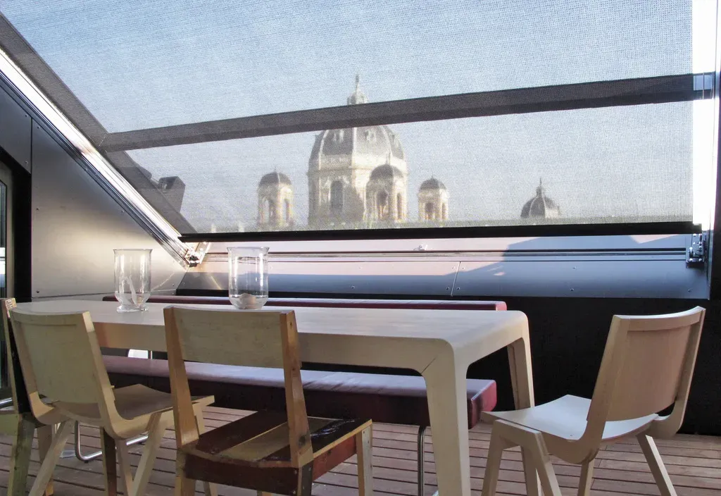 Sistem Skylight Silent Gliss – draperii automate pentru luminatoare – Decora Design București