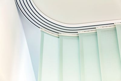 Panouri japoneze Silent Gliss – sistem glisant pentru living și birouri – Decora Design București