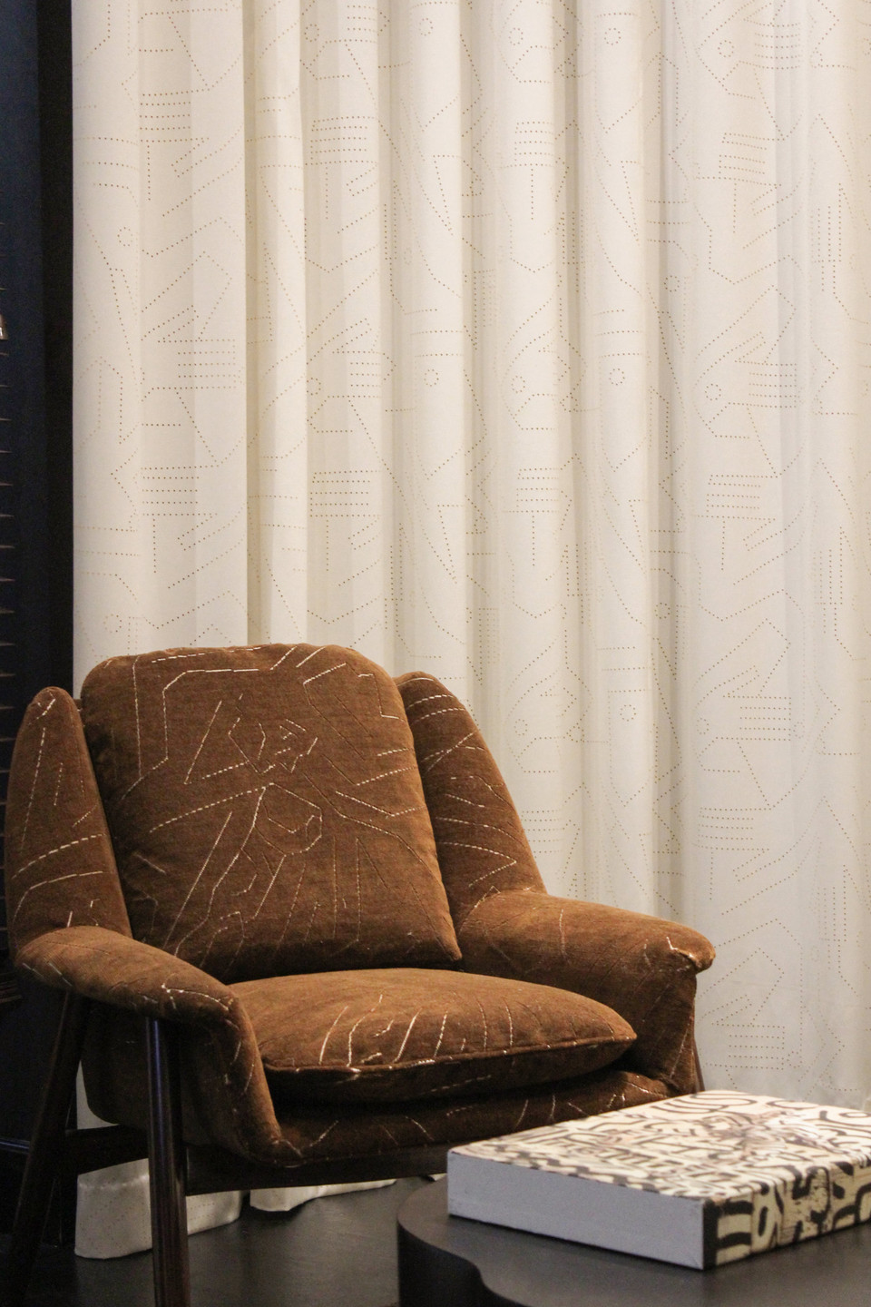 Draperie Dedar Milano – design sofisticat pentru living și dormitor – Decora Design București