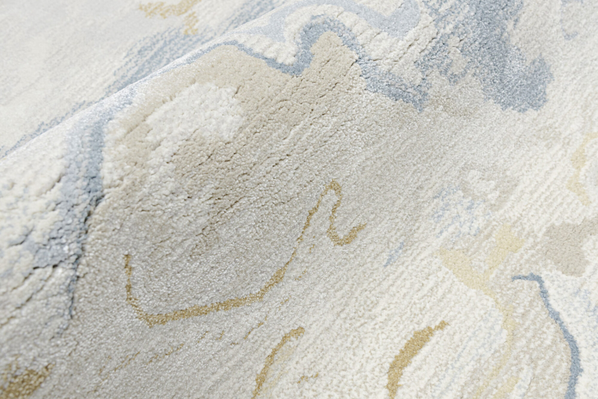 Covor Bougainville Edition – țesătură de lux, nuanțe elegante și aspect premium – Decora Design București