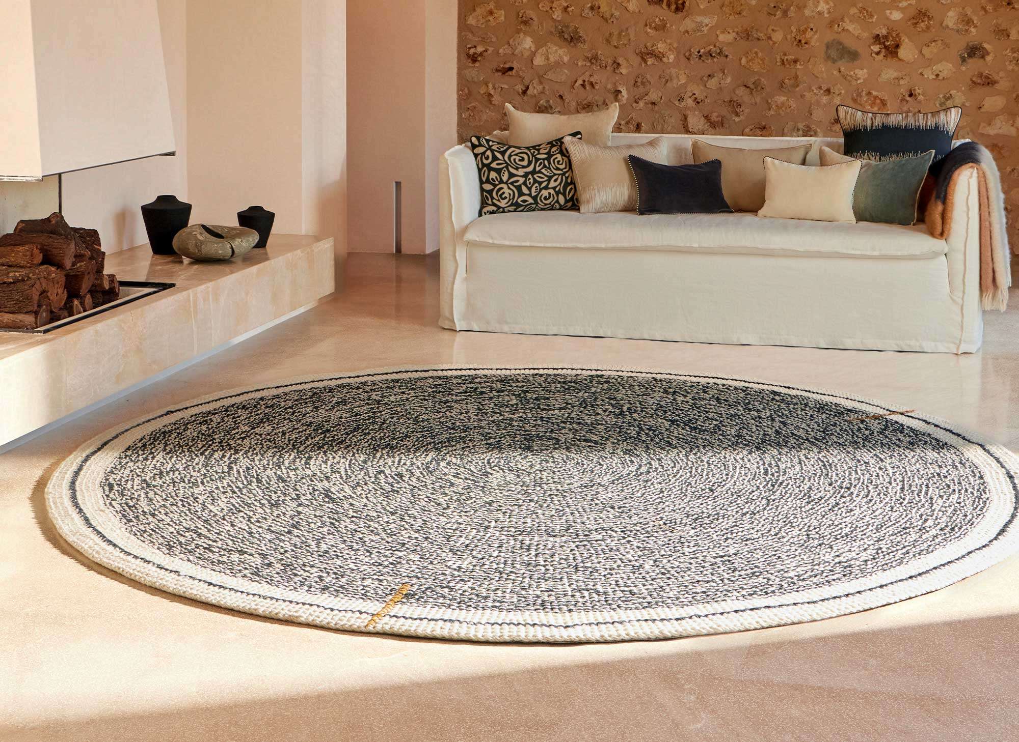 Covor Elitis – texturi de designer, look modern și calitate premium – Decora Design București