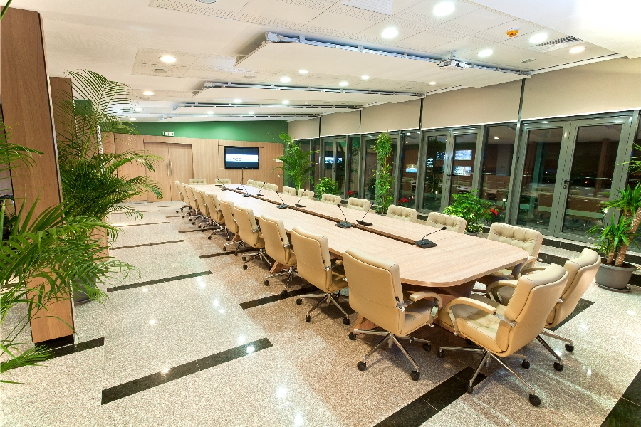 Rulouri pentru birou și sală de ședințe – Decora Design București