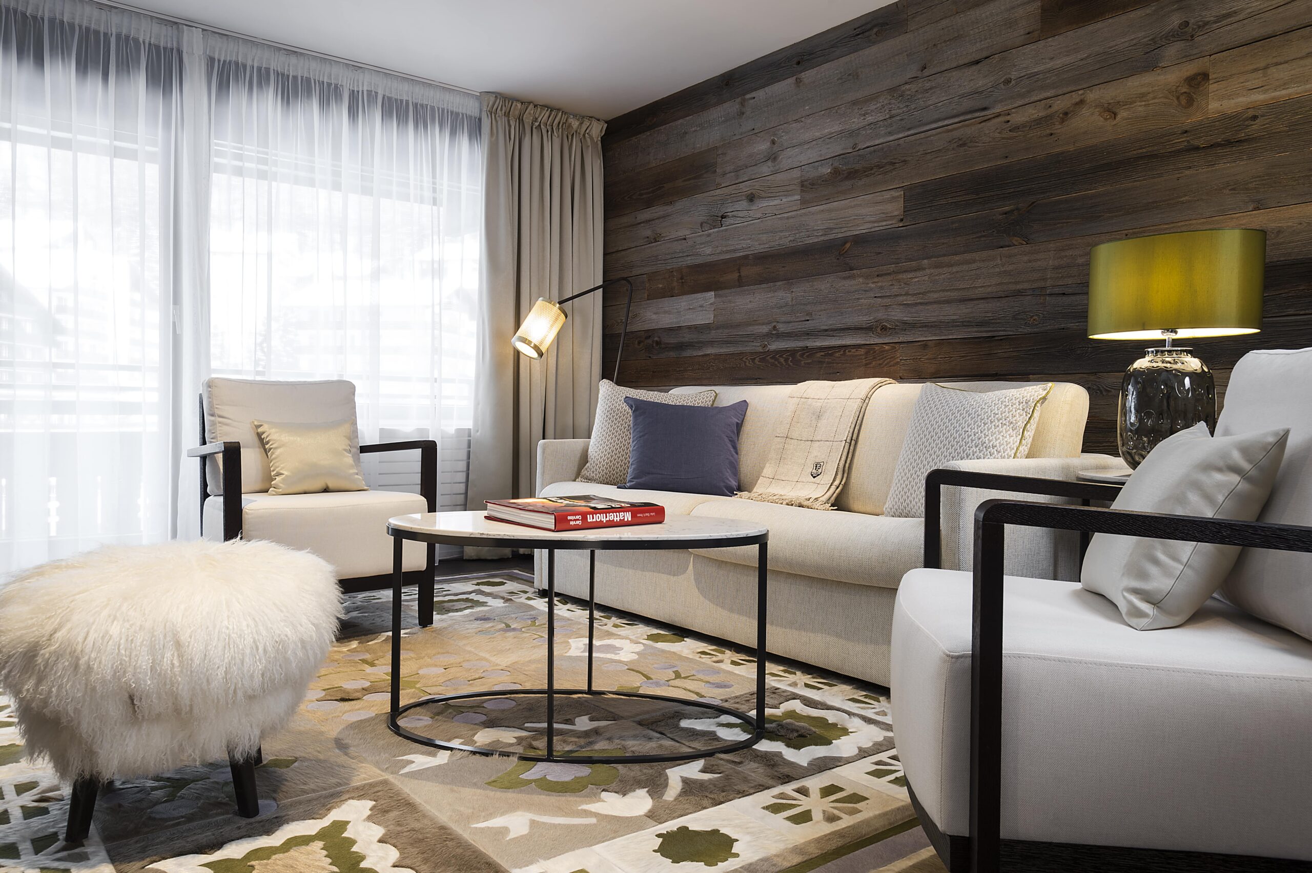 Perdele și draperii living hotel pe șină – București – Decora Design