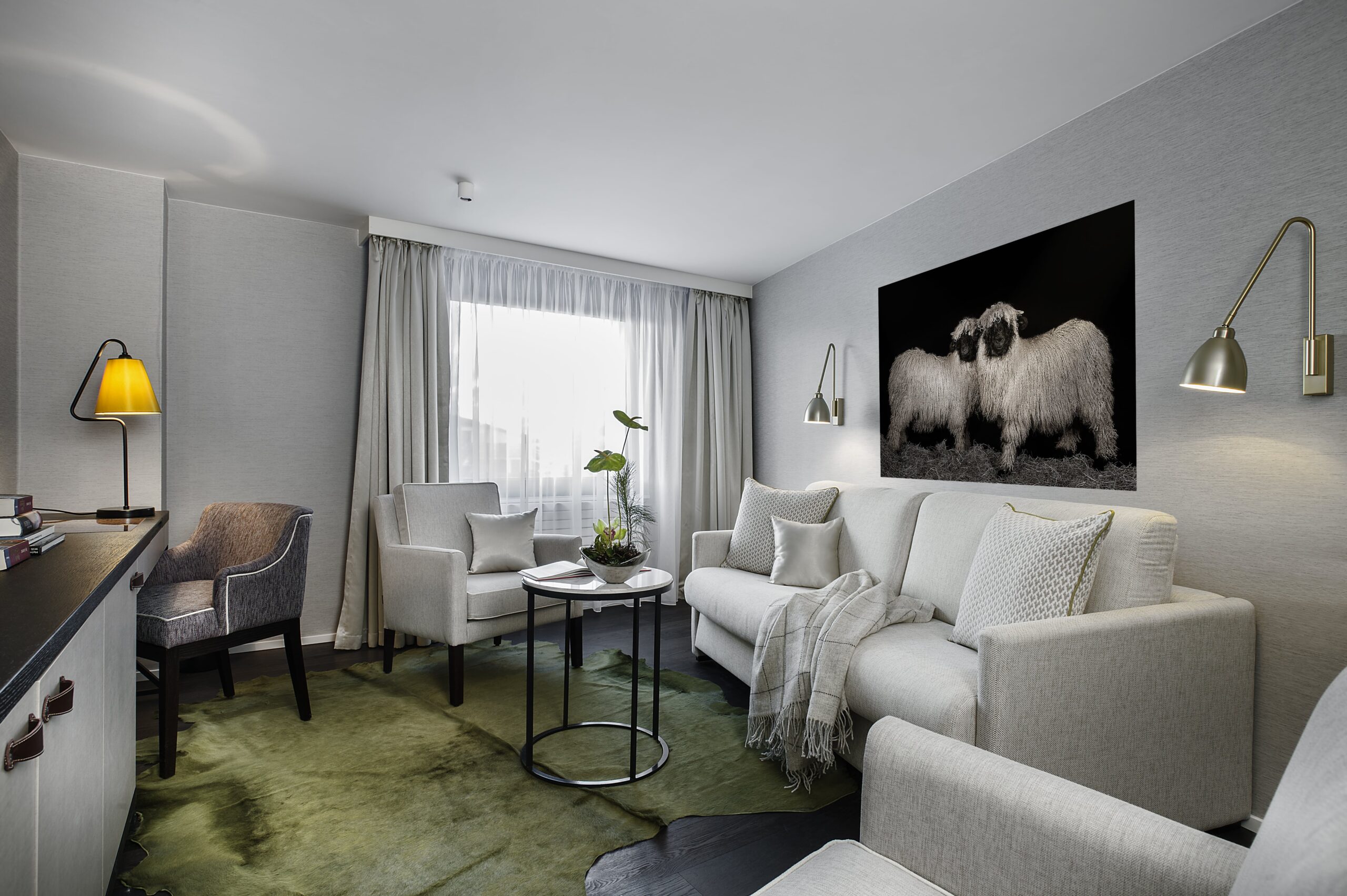 Perdele și draperii living hotel – sistem pe șină – București