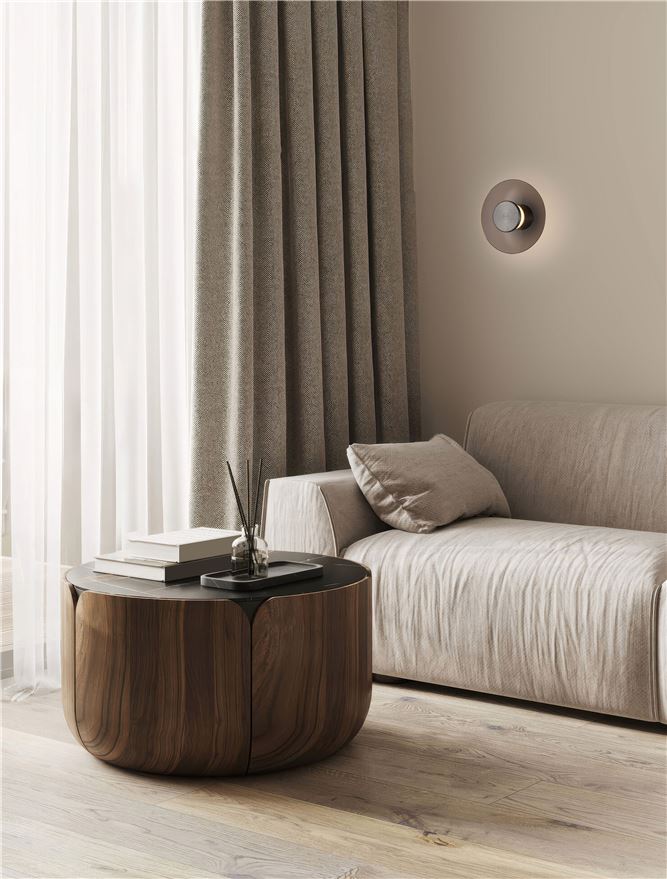 Aplică LED aurie modernă pentru living