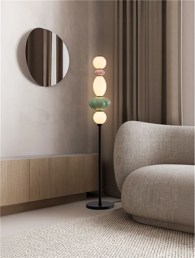 Lampadar LED modern pentru living