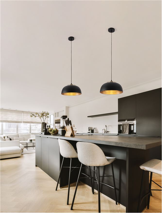 Lustră neagră suspendată modernă pentru bucătărie