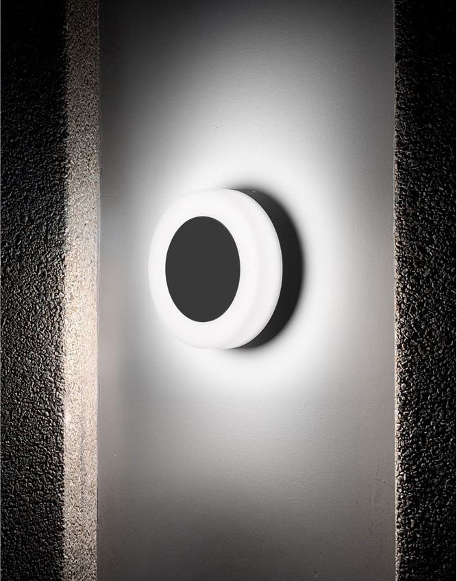 Lumină exterioară LED modernă pentru fațadă